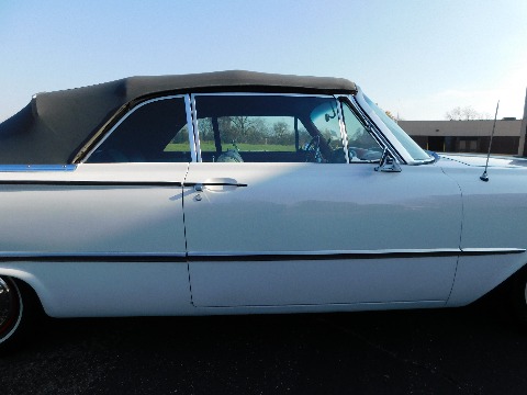 1961 Ford Galaxie image 25