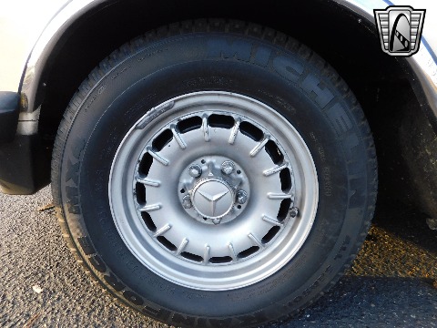 1980 Mercedes-Benz 450SL image 35