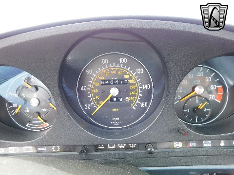 1988 Mercedes-Benz 560SL image 108