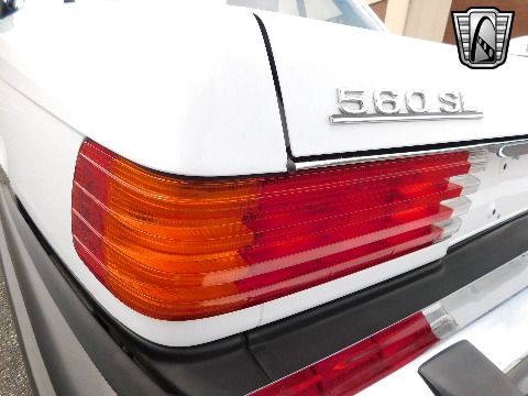 1988 Mercedes-Benz 560SL image 57