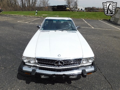 1988 Mercedes-Benz 560SL image 32