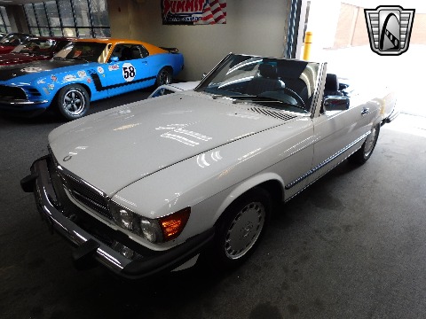 1988 Mercedes-Benz 560SL image 139