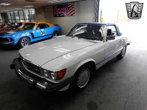 1988 Mercedes-Benz 560SL image 142