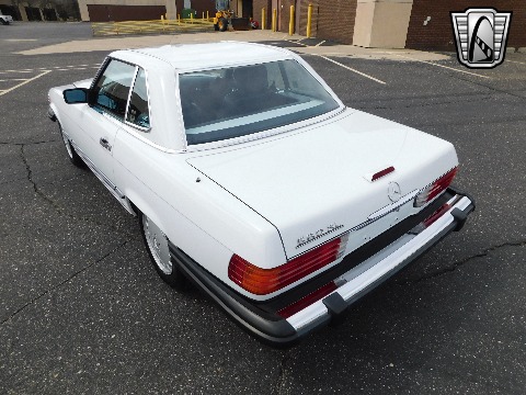1988 Mercedes-Benz 560SL image 14