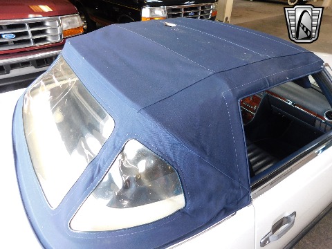 1988 Mercedes-Benz 560SL image 145