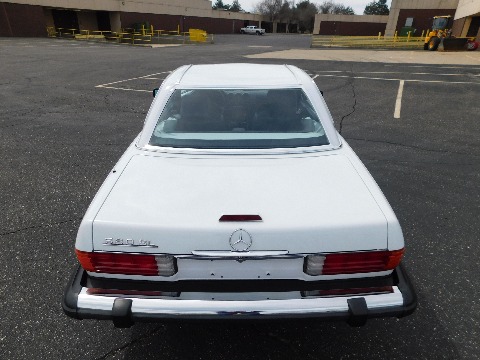 1988 Mercedes-Benz 560SL image 17