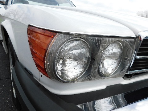 1988 Mercedes-Benz 560SL image 43