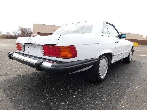 1988 Mercedes-Benz 560SL image 18