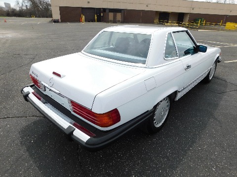 1988 Mercedes-Benz 560SL image 19