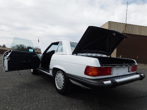 1988 Mercedes-Benz 560SL image 74