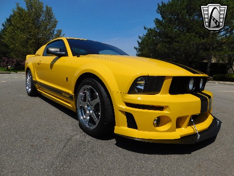 2005 Ford Mustang image 29