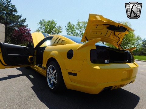 2005 Ford Mustang image 82
