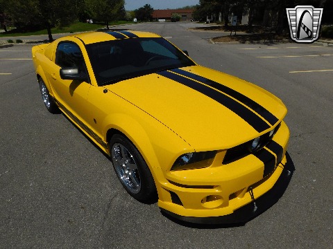 2005 Ford Mustang image 31