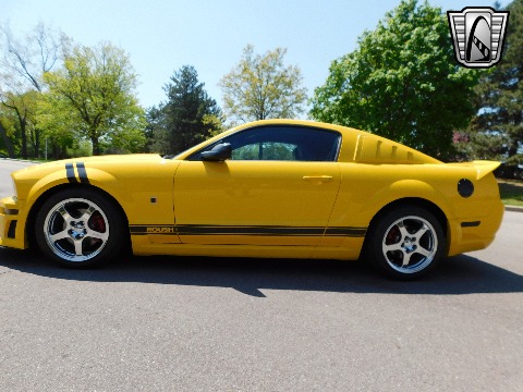 2005 Ford Mustang image 8
