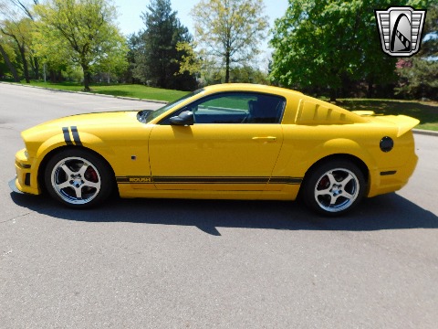 2005 Ford Mustang image 9