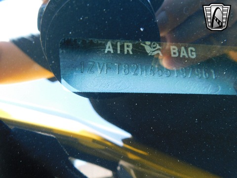 2005 Ford Mustang image 140