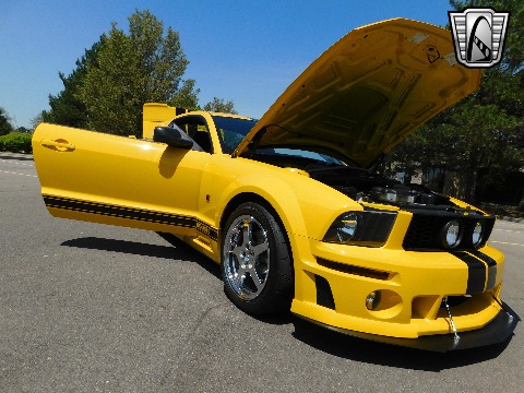 2005 Ford Mustang image 94