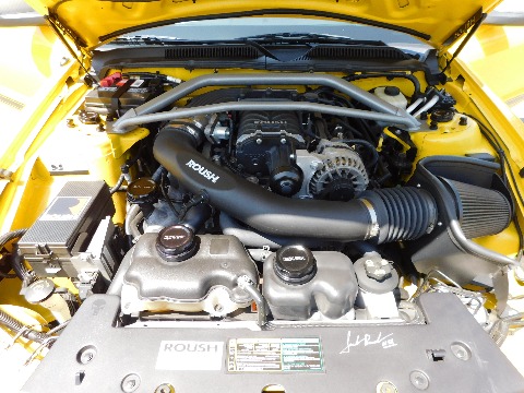 2005 Ford Mustang image 101