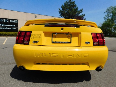 1999 Ford Mustang image 17