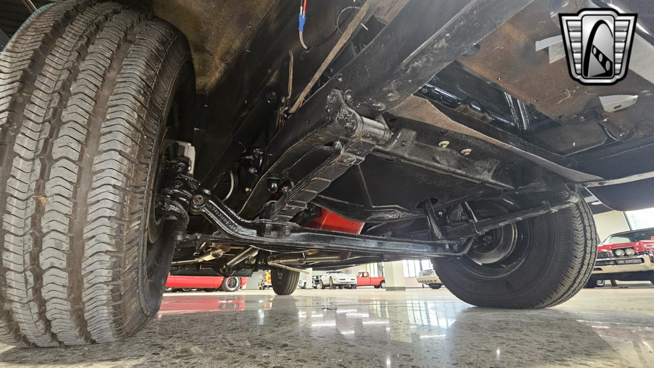 1951 Ford F-Series 26