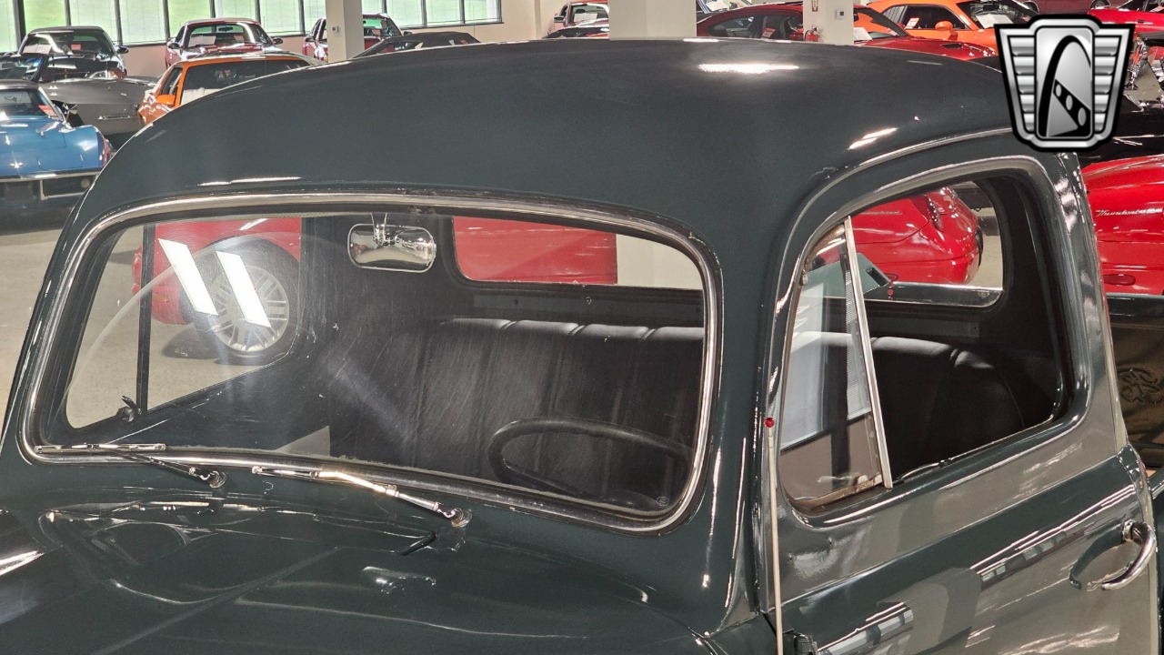 1951 Ford F-Series 11