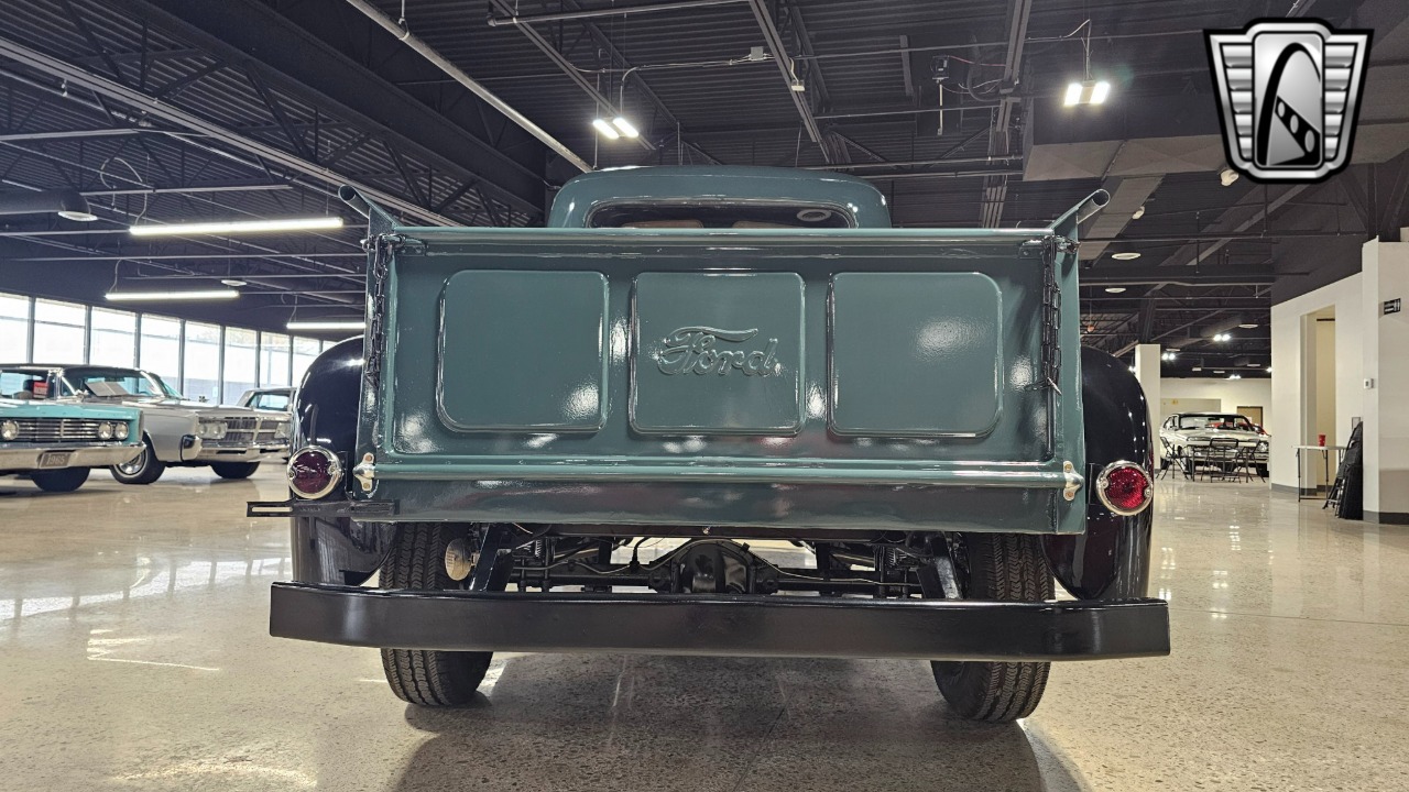 1951 Ford F-Series 37