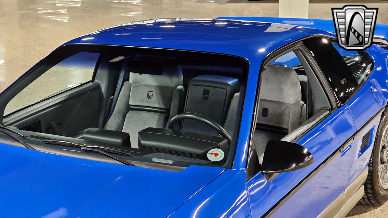 1987 Pontiac Fiero 4