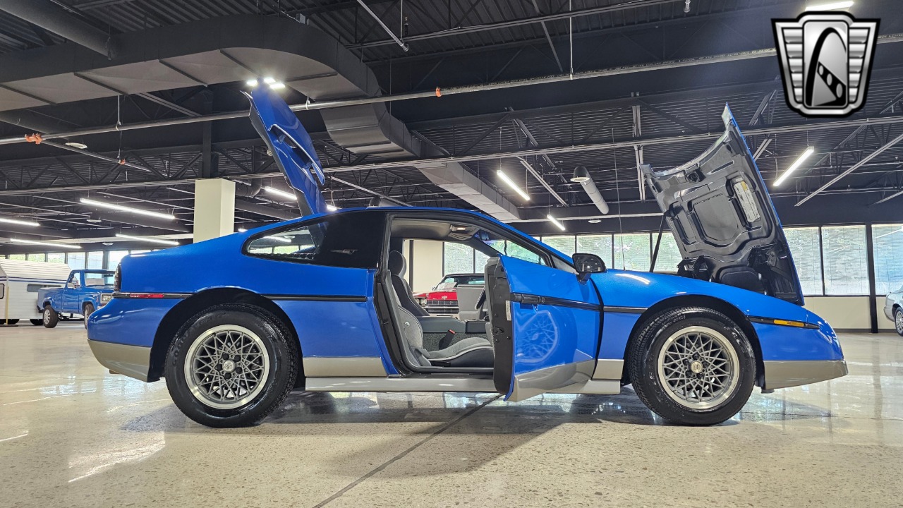 1987 Pontiac Fiero 68
