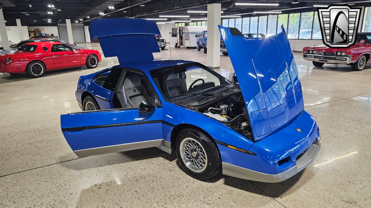 1987 Pontiac Fiero 69
