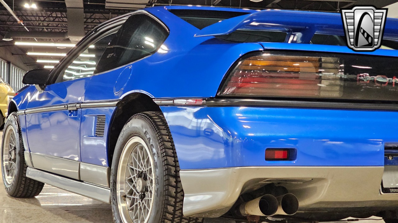 1987 Pontiac Fiero 36