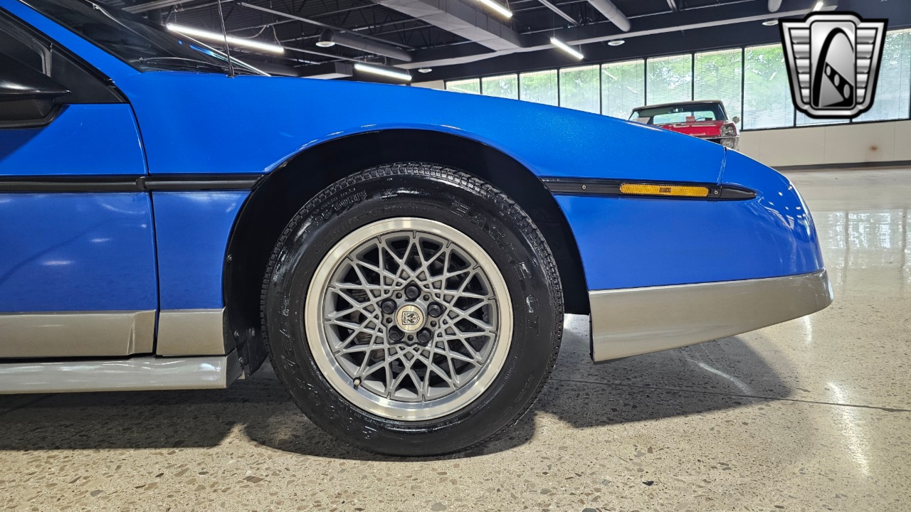1987 Pontiac Fiero 55