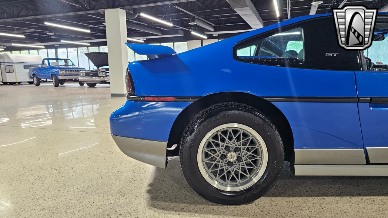 1987 Pontiac Fiero 57