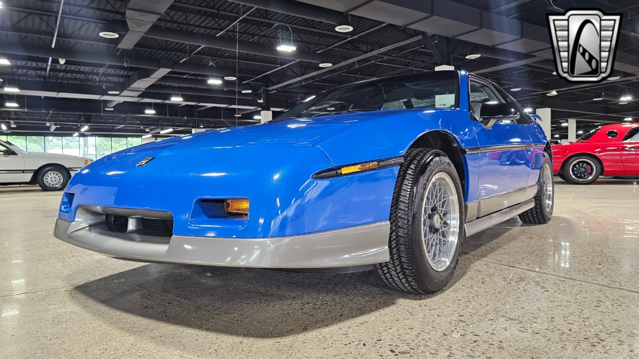 1987 Pontiac Fiero 40