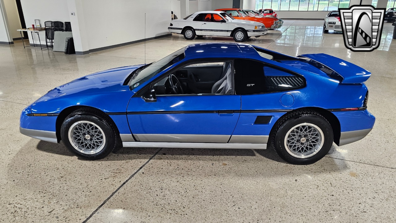 1987 Pontiac Fiero 41