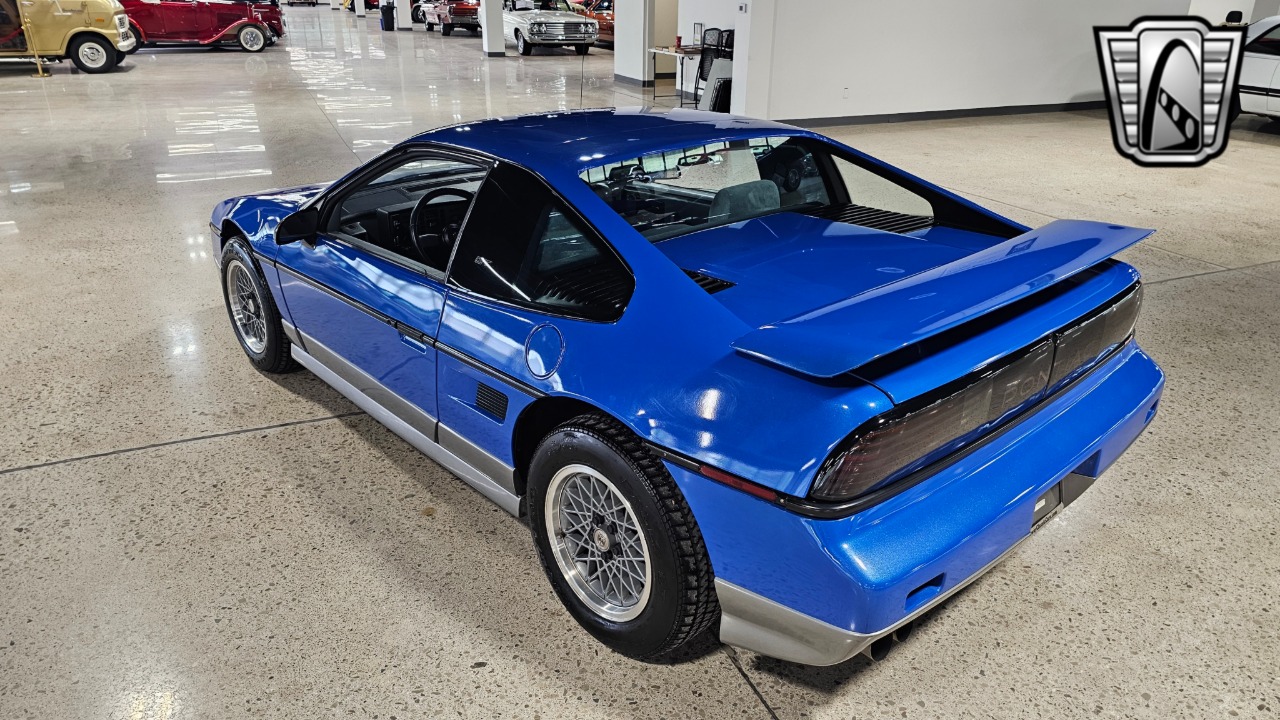 1987 Pontiac Fiero 43