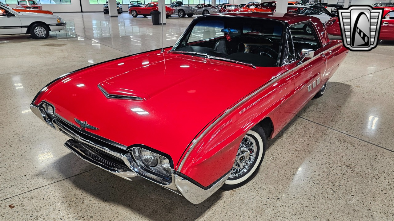 1963 Ford Thunderbird 32