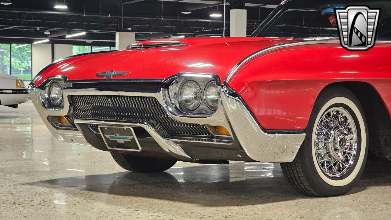 1963 Ford Thunderbird 51