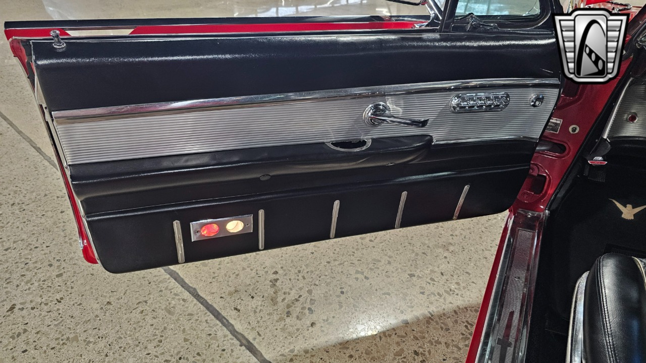 1963 Ford Thunderbird 90
