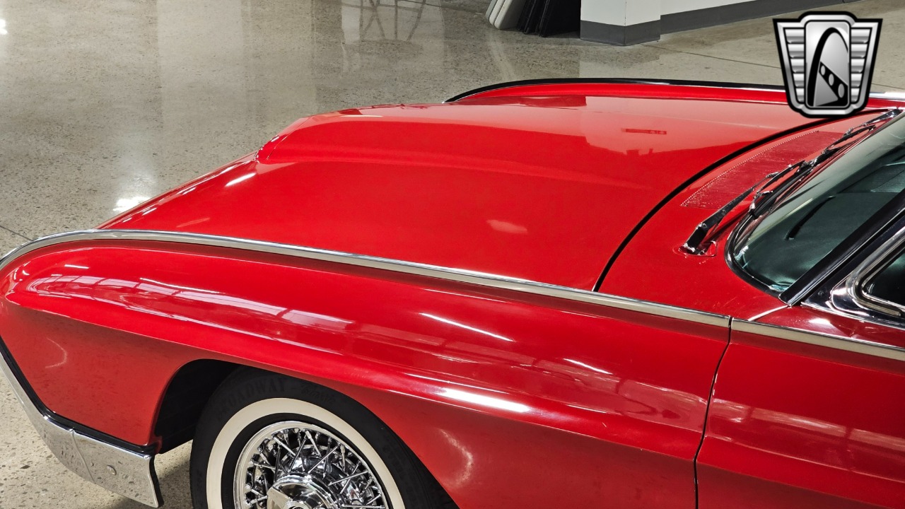 1963 Ford Thunderbird 11