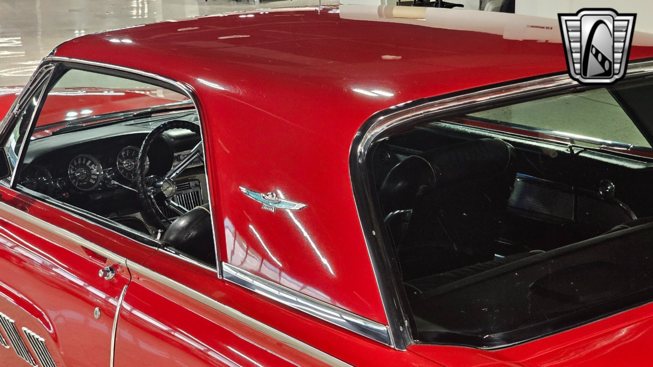 1963 Ford Thunderbird 13