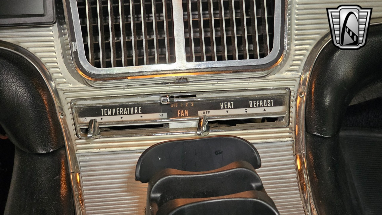 1963 Ford Thunderbird 93