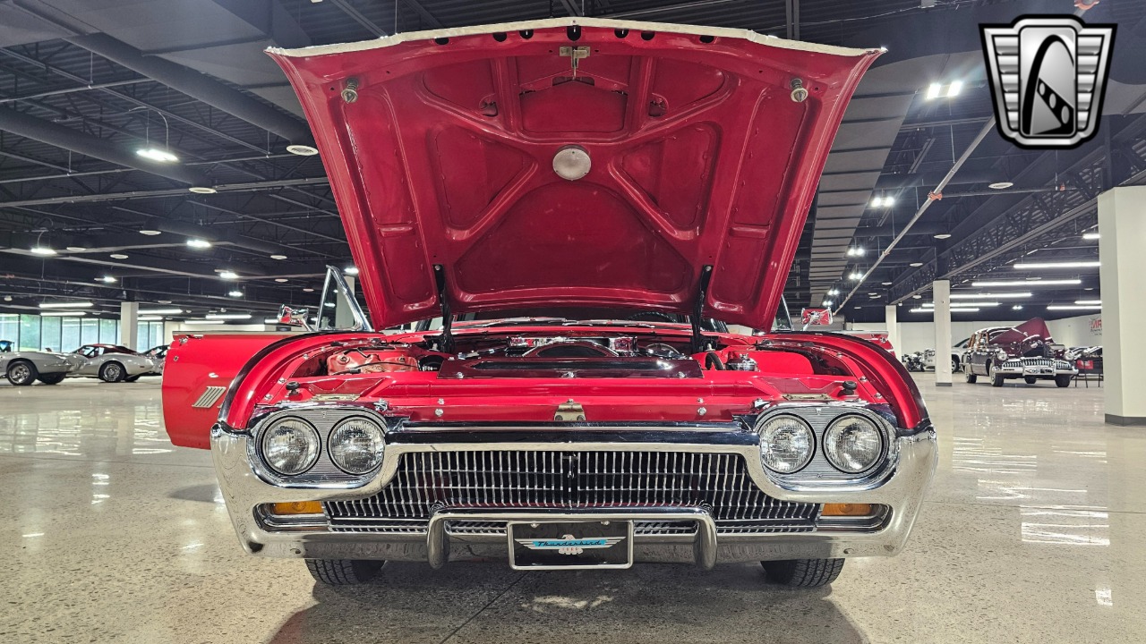 1963 Ford Thunderbird 75