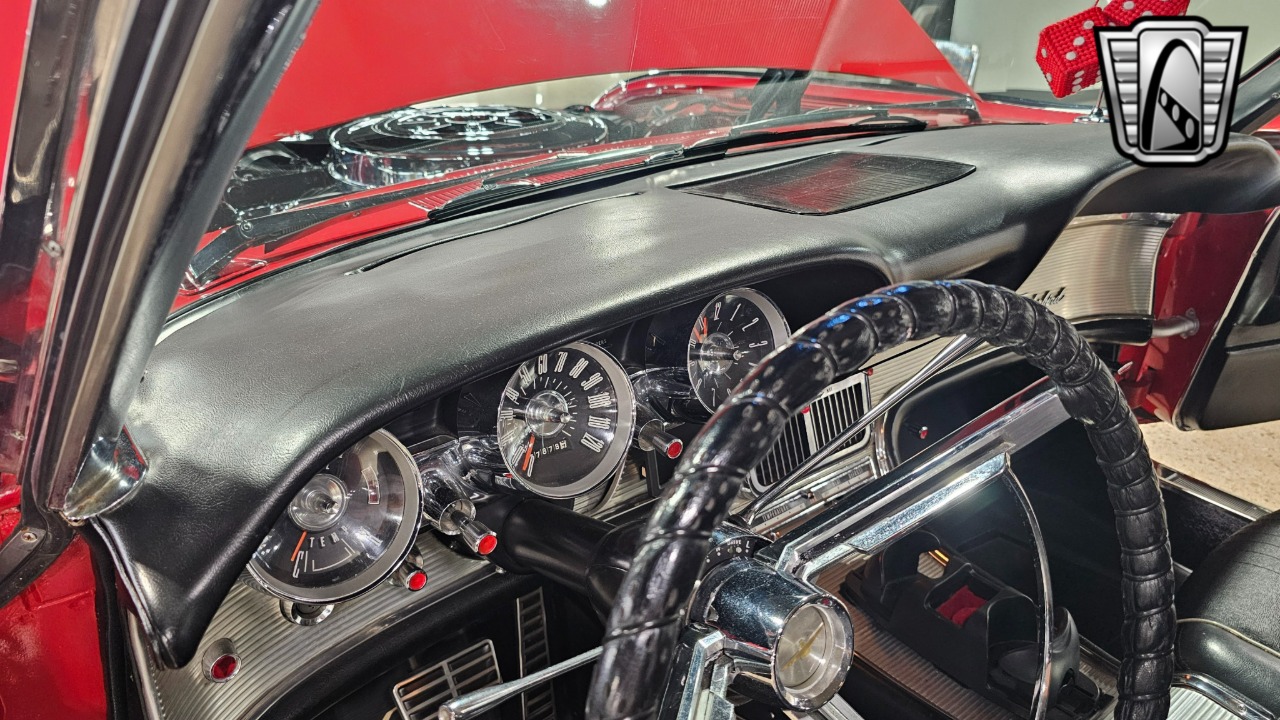 1963 Ford Thunderbird 96