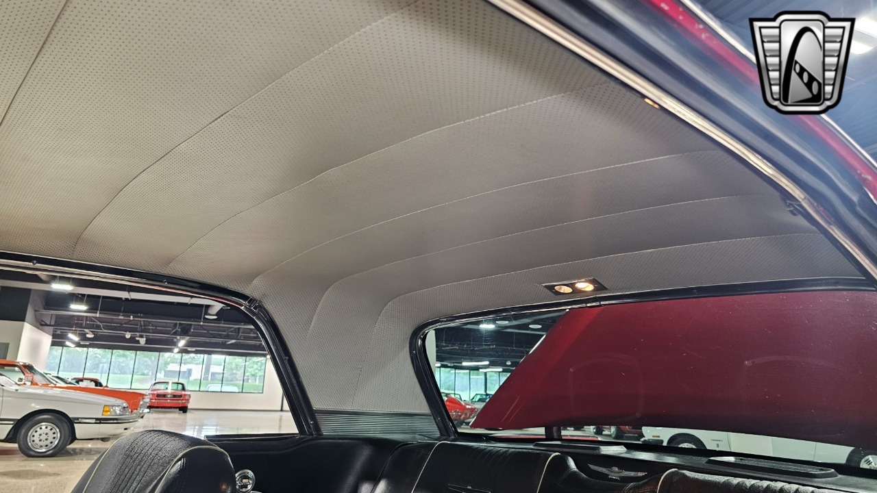 1963 Ford Thunderbird 98