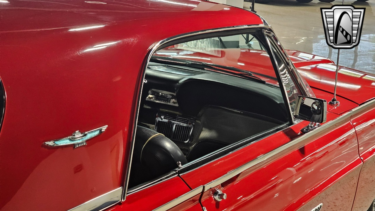 1963 Ford Thunderbird 58