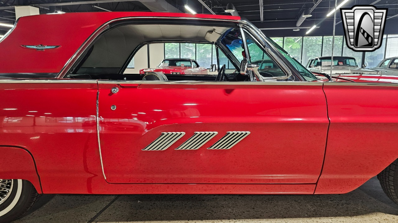 1963 Ford Thunderbird 47