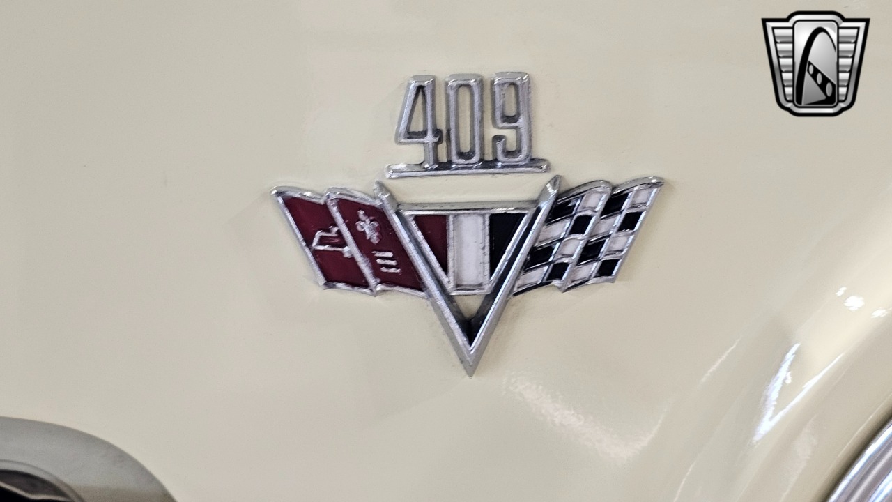 1965 Chevrolet Impala 10