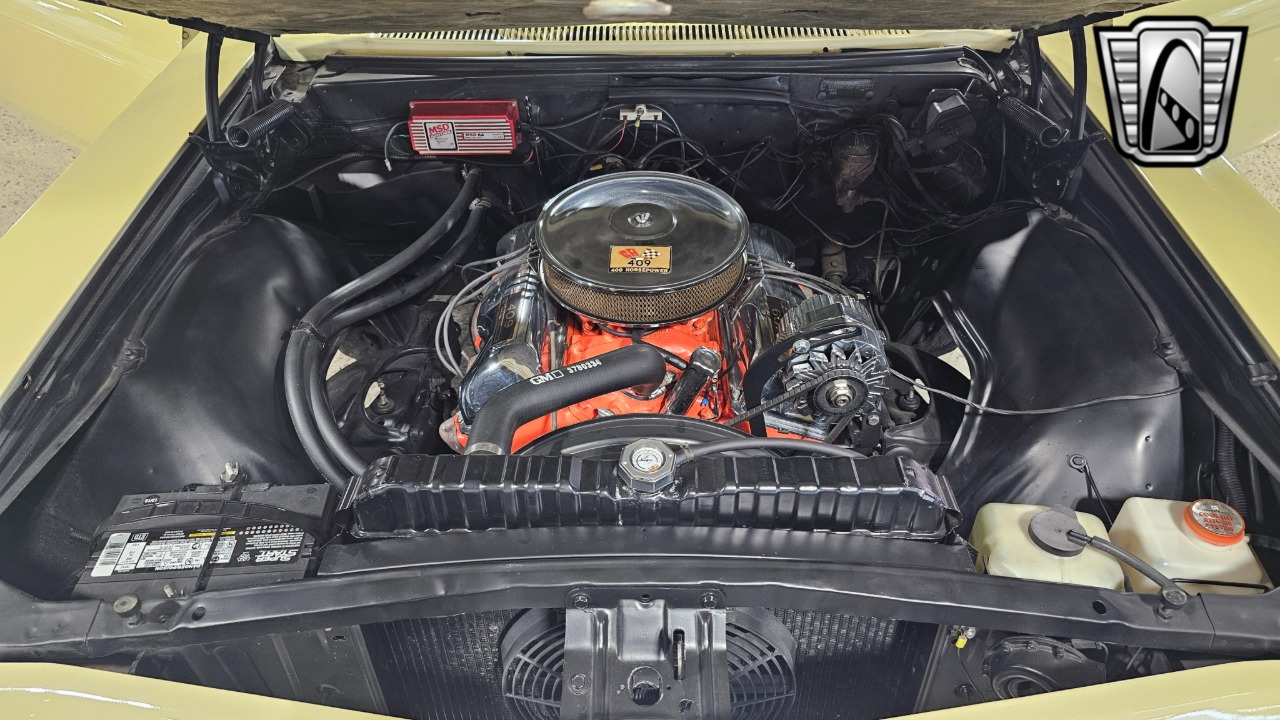 1965 Chevrolet Impala 21