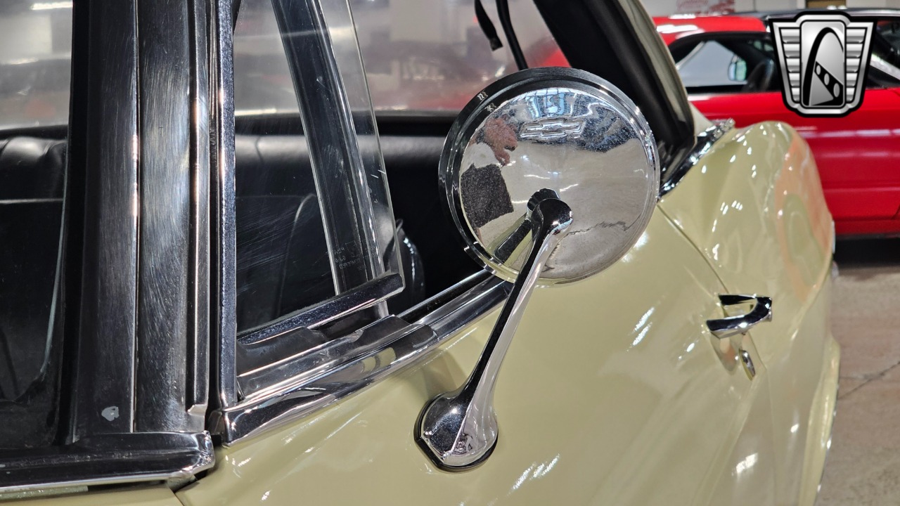 1965 Chevrolet Impala 56