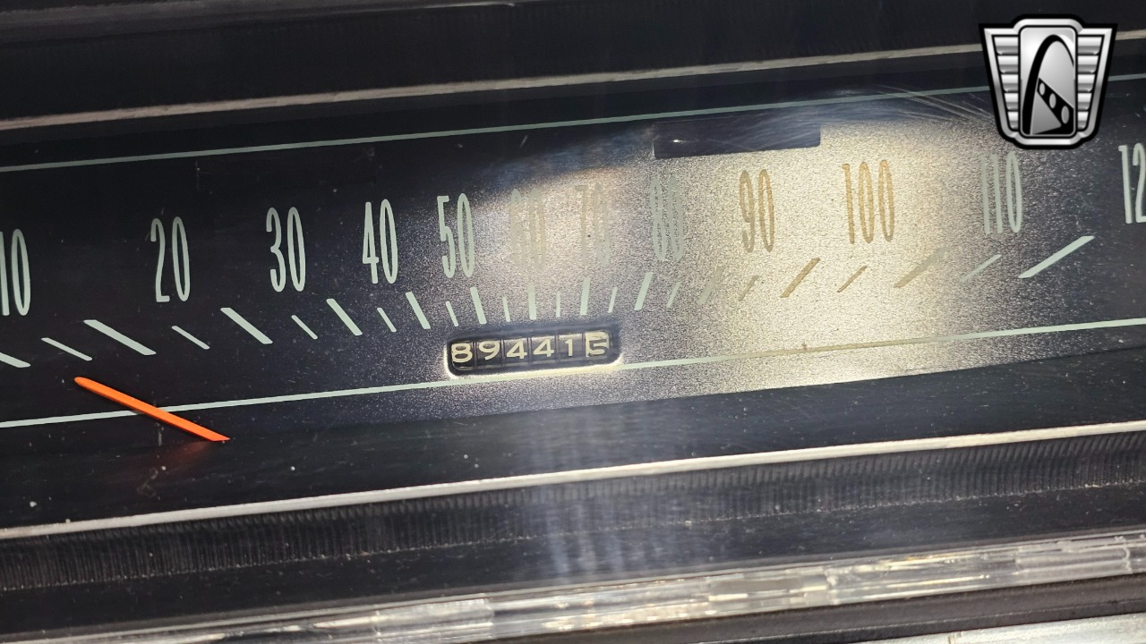 1965 Chevrolet Impala 31